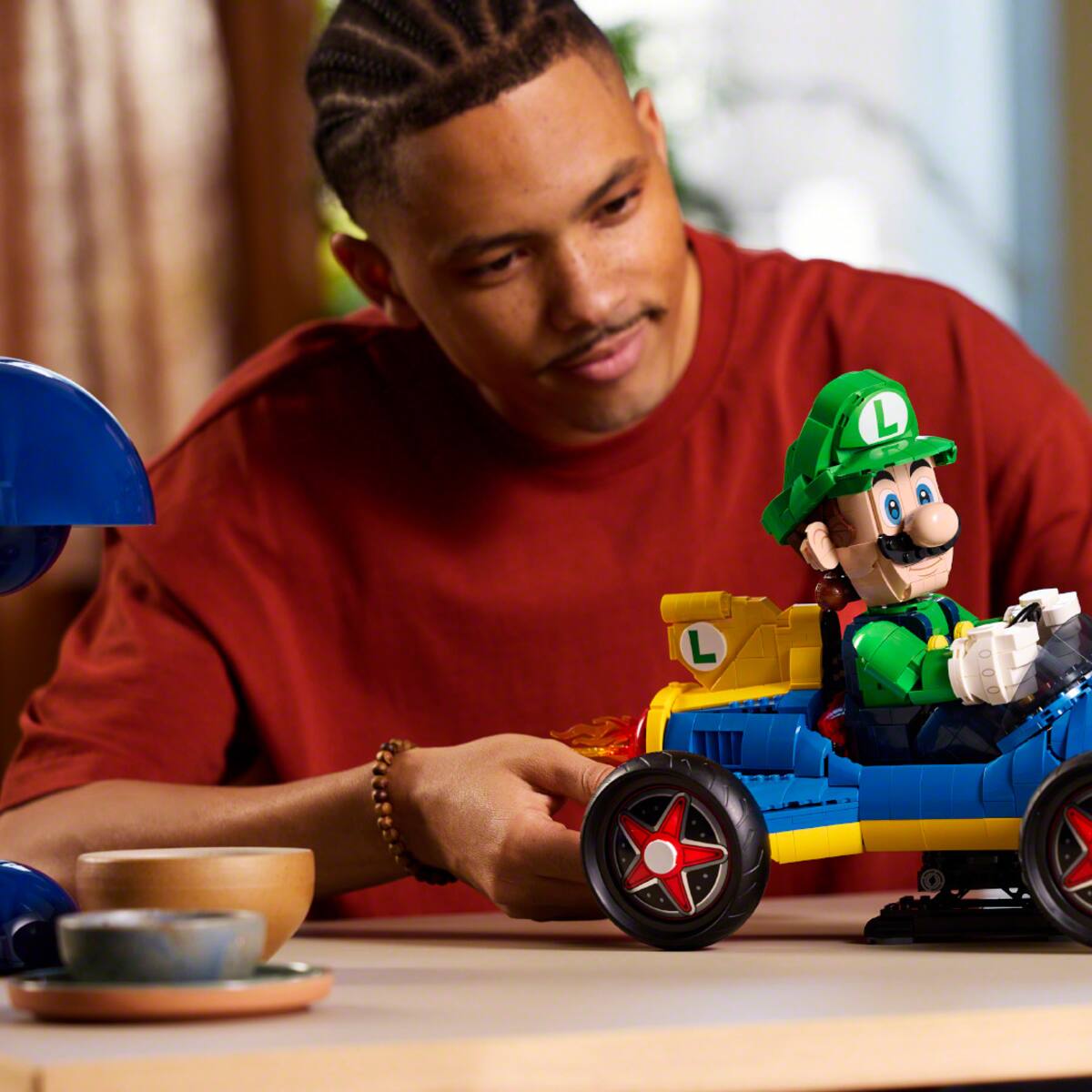 LEGO y Nintendo llevan la emoción de Mario Kart a tu sala con el nuevo set de Luigi