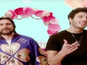 SEBASTIÁN YATRA Y JUANES CANTAN BONITA | VIDEO ESTRENO