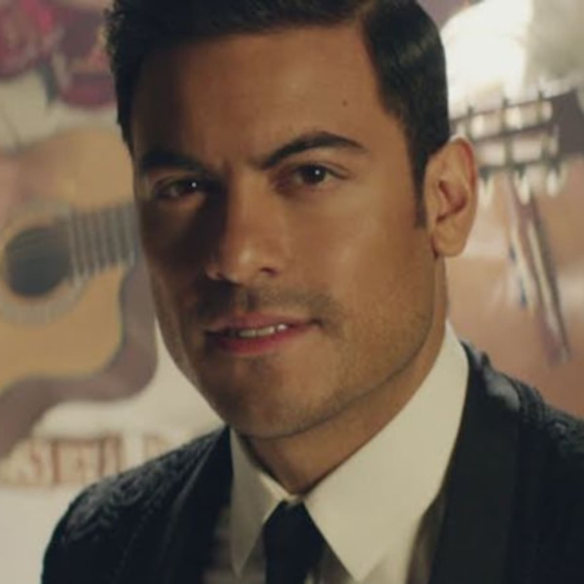 Carlos Rivera estrena sencillo