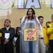 Le pide a los jóvenes que “cojan rico”