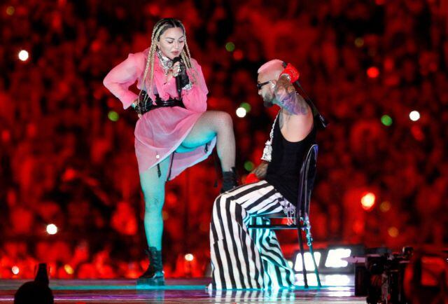 Madonna sorprende en el escenario de Maluma