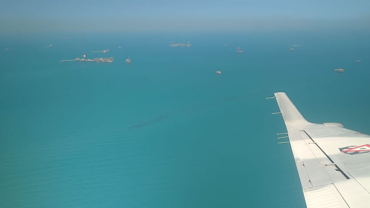 Grupo Interinstitucional despliega más de 2 mil 400 elementos coordinados para atender la presencia de hidrocarburos en costas de Veracruz y Tabasco