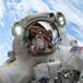 ¿Cómo se lava el cabello en el espacio?