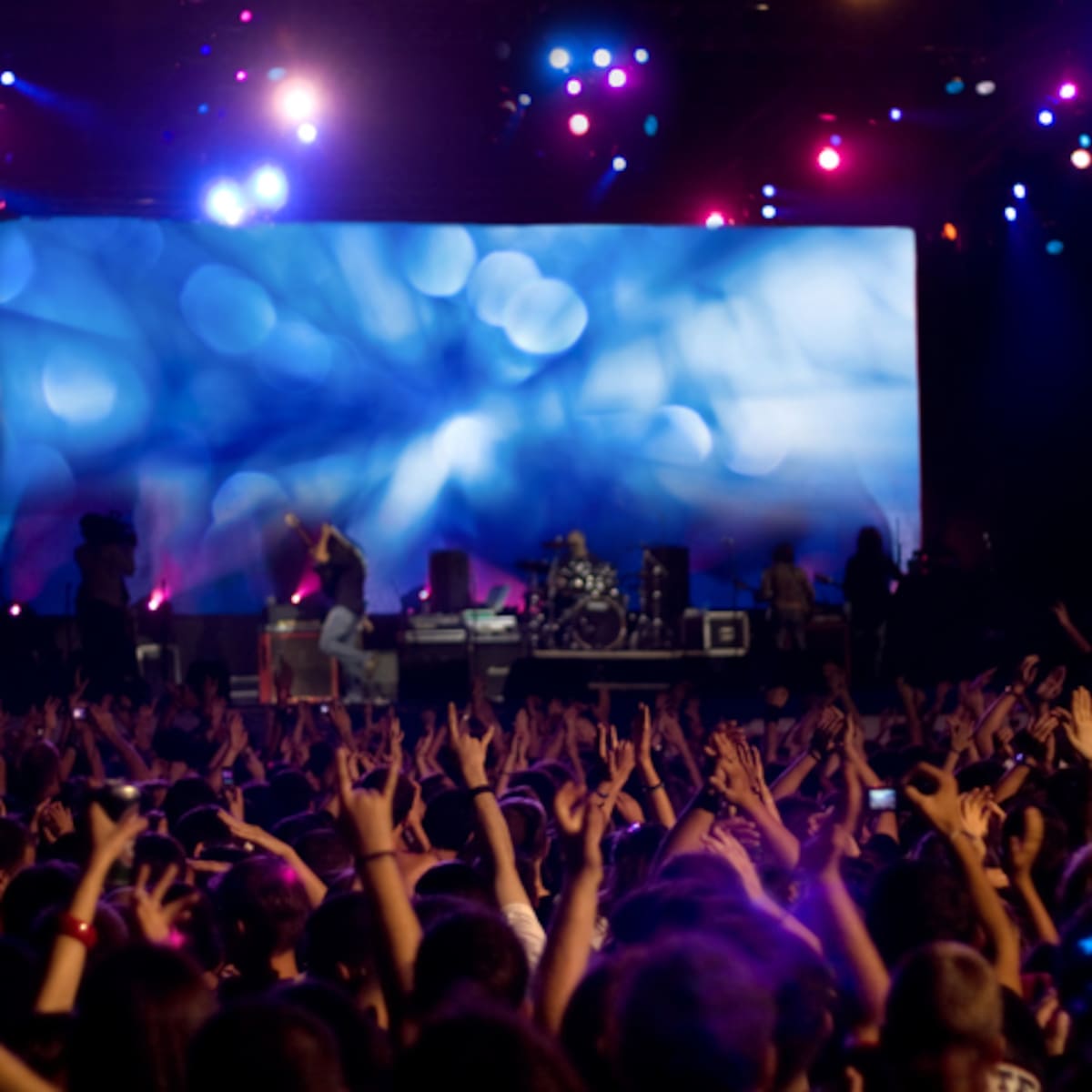 Esta Idol ofreció un concierto privado a un solo fan, así fue el momento viral que todo fan quisiera vivir