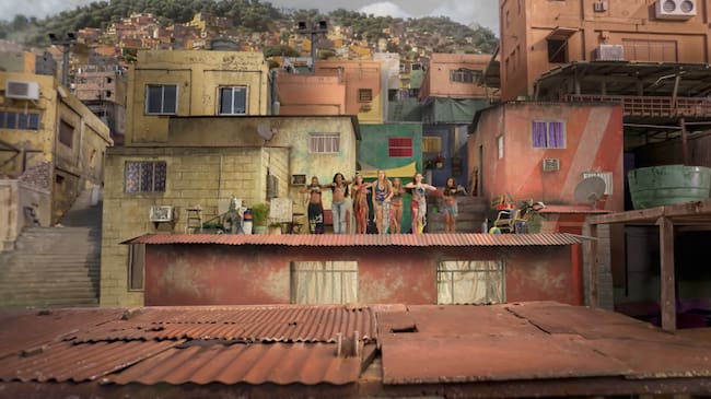 Shakira en el video de "Dai Dai"