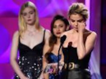 Selena Gomez dedica premio a su mejor amiga que le donó un riñón
