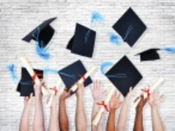 "Diplomados" en Memes