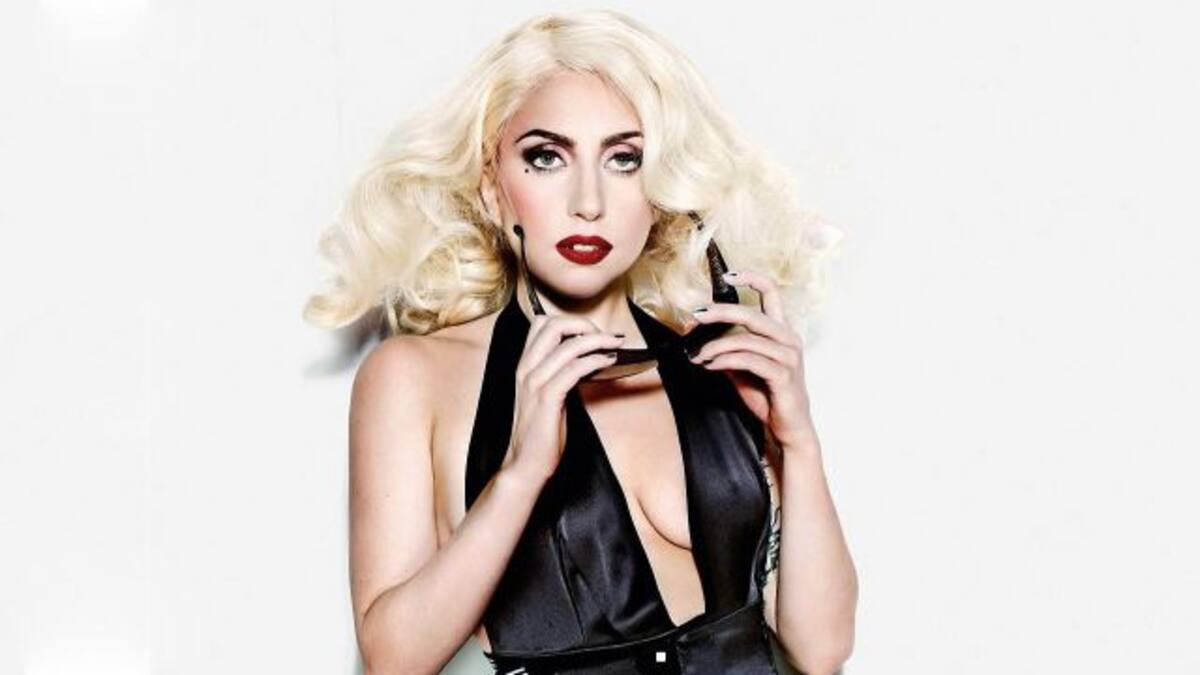 Lady Gaga se tatuó la cara de...