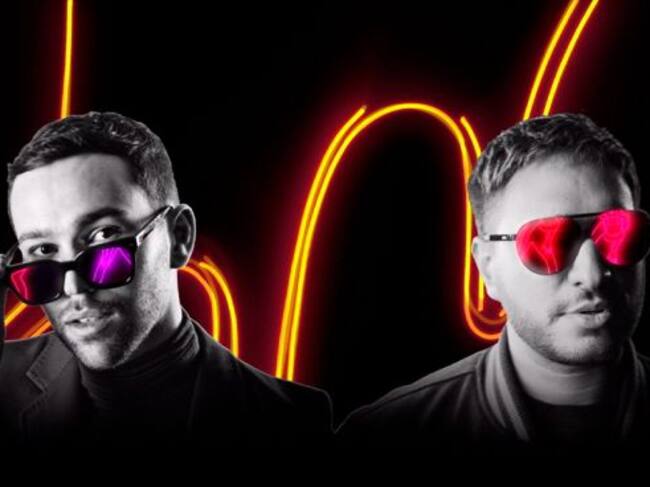 Jonas Blue y Max en el video 'Naked'