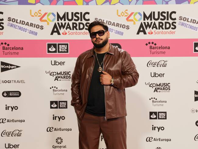 Daviles de Novelda, nominado a Mejor Colaboración en Categoría España por 'Llorando en el Lambo', junto a Mar Lucas y Lérica, no ha querido perderse la gran iniciativa que hemos puesto en marcha en LOS40 Music Awards Santander.