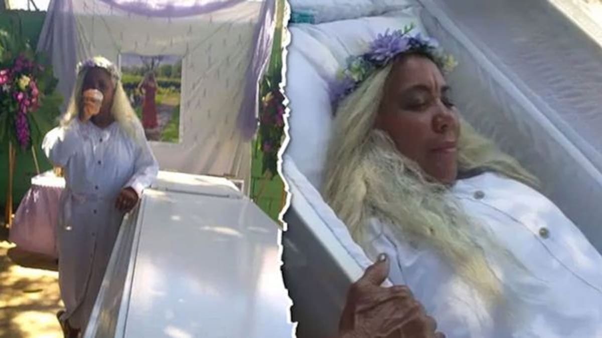 Mujer finge su funeral para saber qué se siente