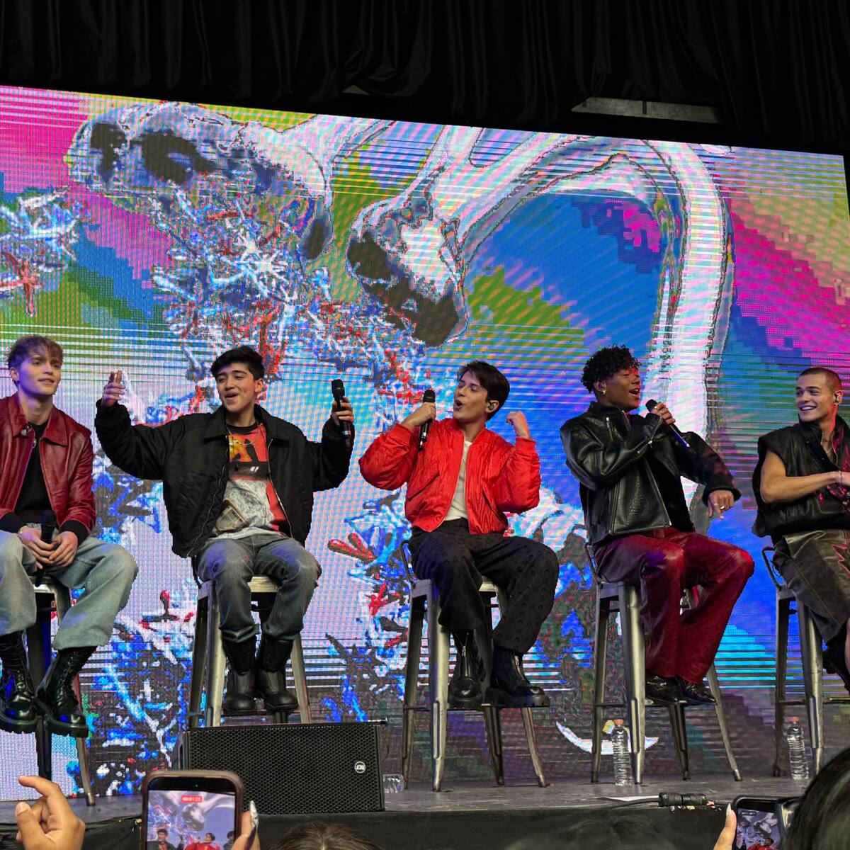 Santos Bravos presenta "Dual": Así se vivió su emotiva Listening Party en CDMX