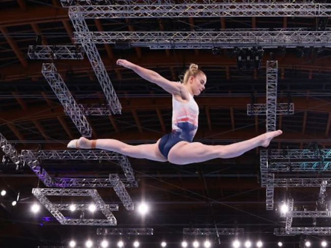 Diseño tradicional de los uniformes de las gimnastas