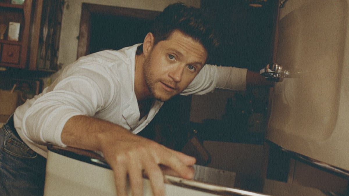 Niall Horan anuncia “Dinner Party”, el primer sencillo de su nueva era: cómo suena y a quién va dirigido