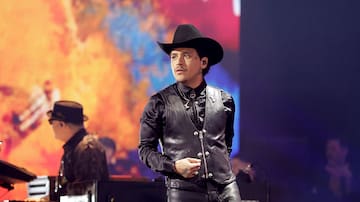 ¿Christian Nodal hará un reality show sobre detalles de su vida y relación con Ángela Aguilar?
