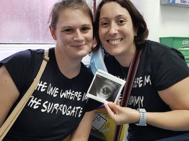 El cáncer le impidió tener a su bebé, su mejor amiga lo tuvo por ella