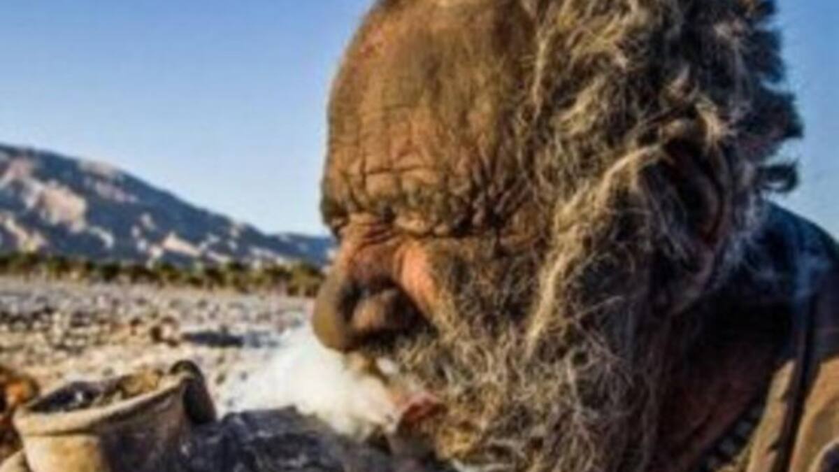 Hombre Iraní lleva 60 años sin bañarse