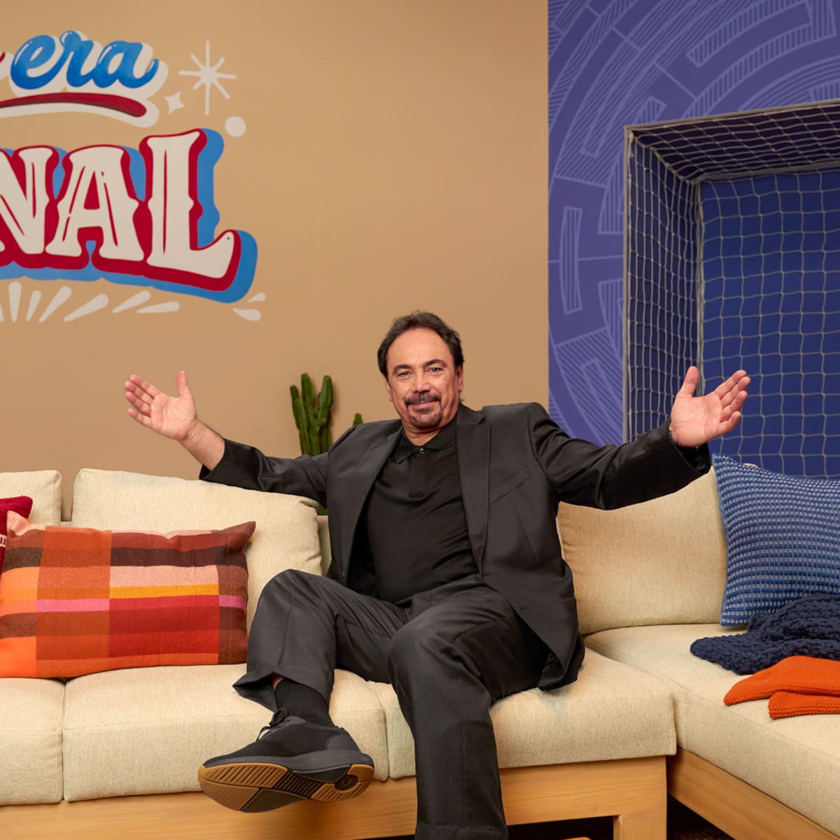 Duerme en el Estadio Ciudad de México: Hugo Sánchez será tu anfitrión en una noche histórica