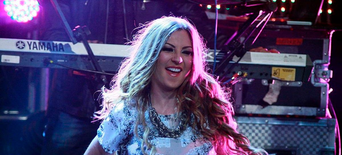 Mariana Ochoa presenta su canción para el Mundial