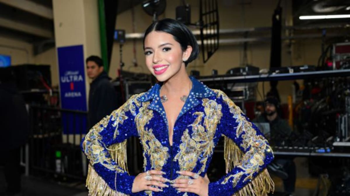 Ángela Aguilar se muestra al borde del llanto y asegura que las críticas son “cosas que le duelen”