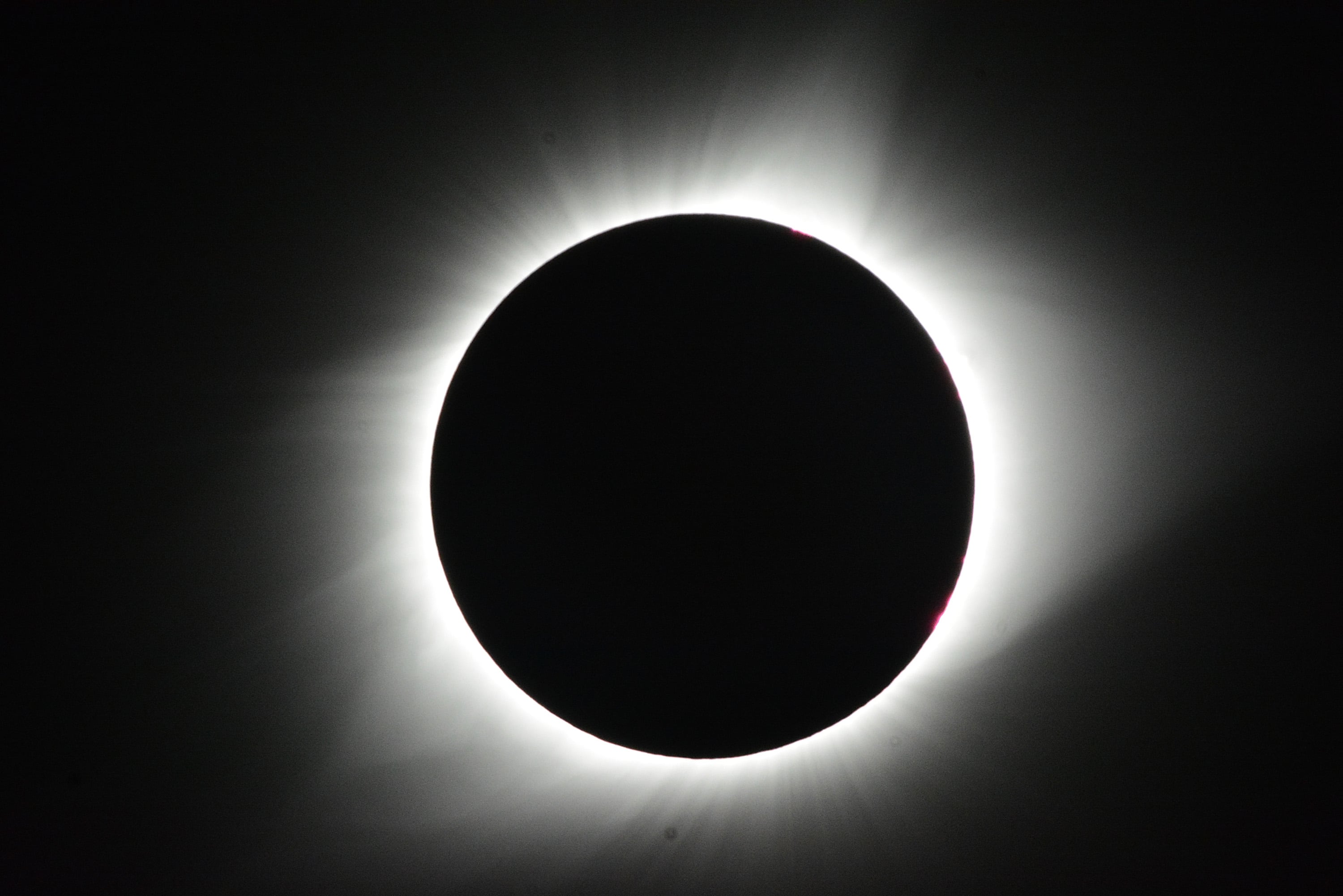 Eclipse solar total.