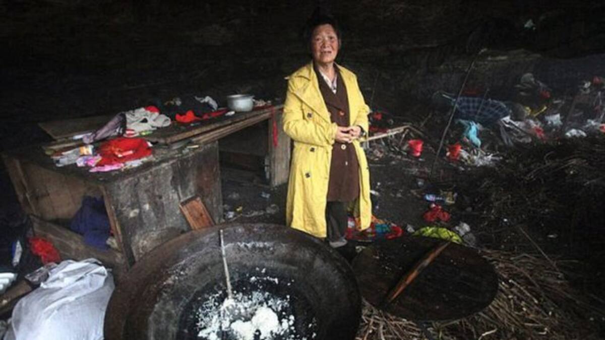 ¡Vive en una cueva!