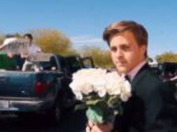 Invita a salir a Emma Stone muy al estilo La La Land