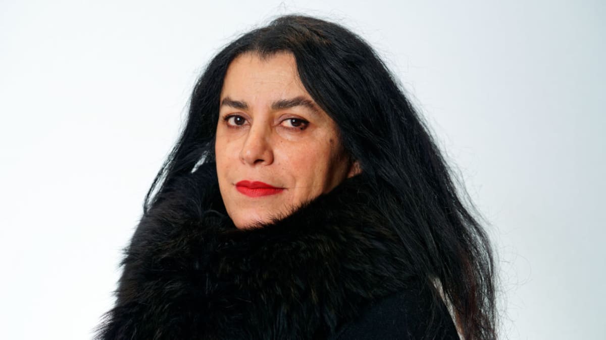 Muere de “tristeza” Marjane Satrapi, creadora de Persépolis, la película animada que ahora es un símbolo de libertad