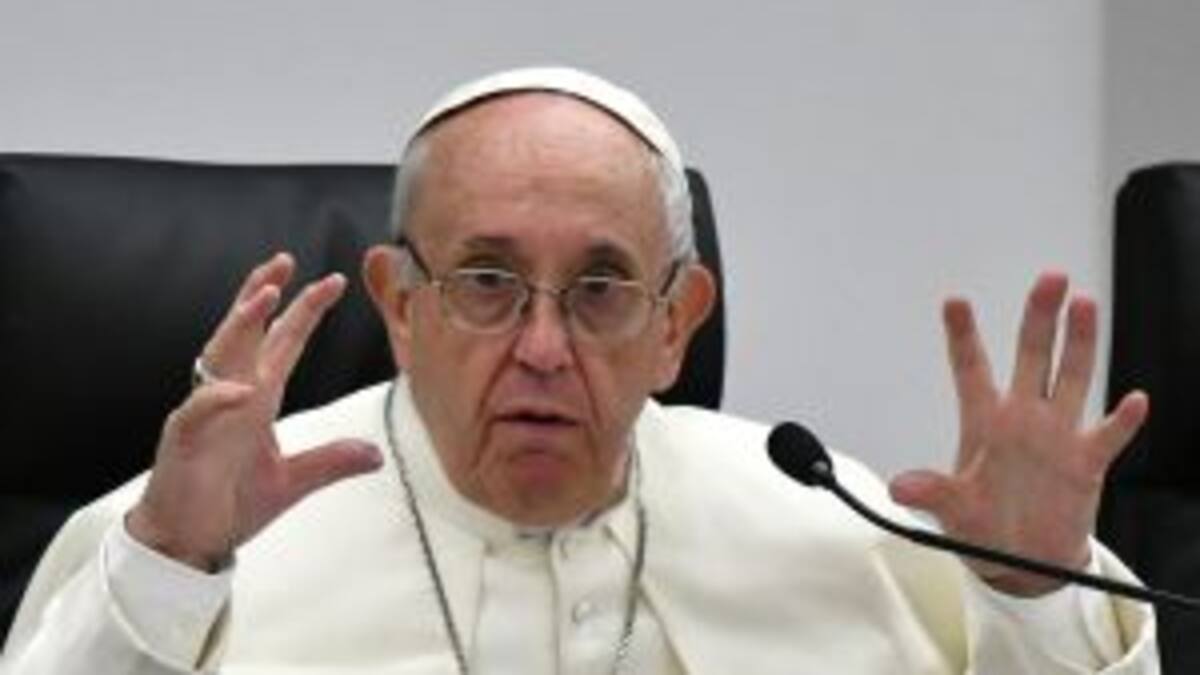 El papa dice que la Misa no es un espectáculo