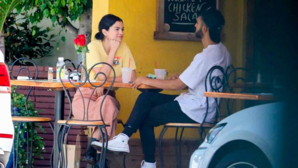 Selena Gomez fue vista con un misterioso chico