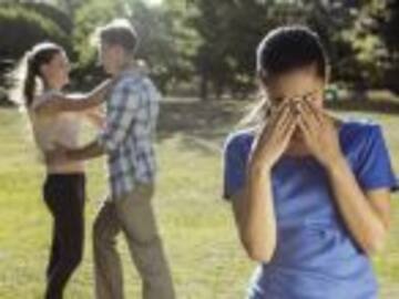 Destruye familia por sostener relación con hermanas