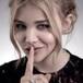 ¡Chloe Grace Moretz posó topless para Brooklyn Beckham!