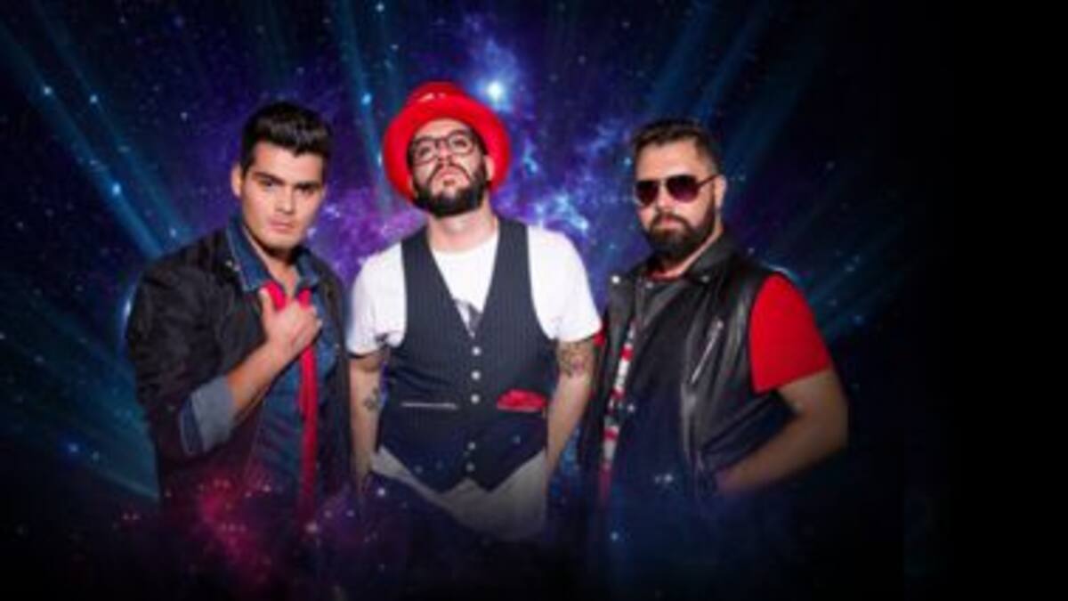 #Lanzamiento40 "Pégame"