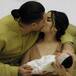 Kimberly Loaiza y Juan de Dios Pantoja muestran a su hija en la canción “Amándote”