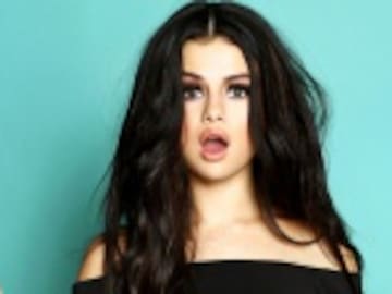 Selena Gomez y Elle Fanning protagonizarán película de Woody Allen