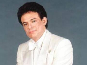 Video de José José donde viaja rumbo a una cita médica