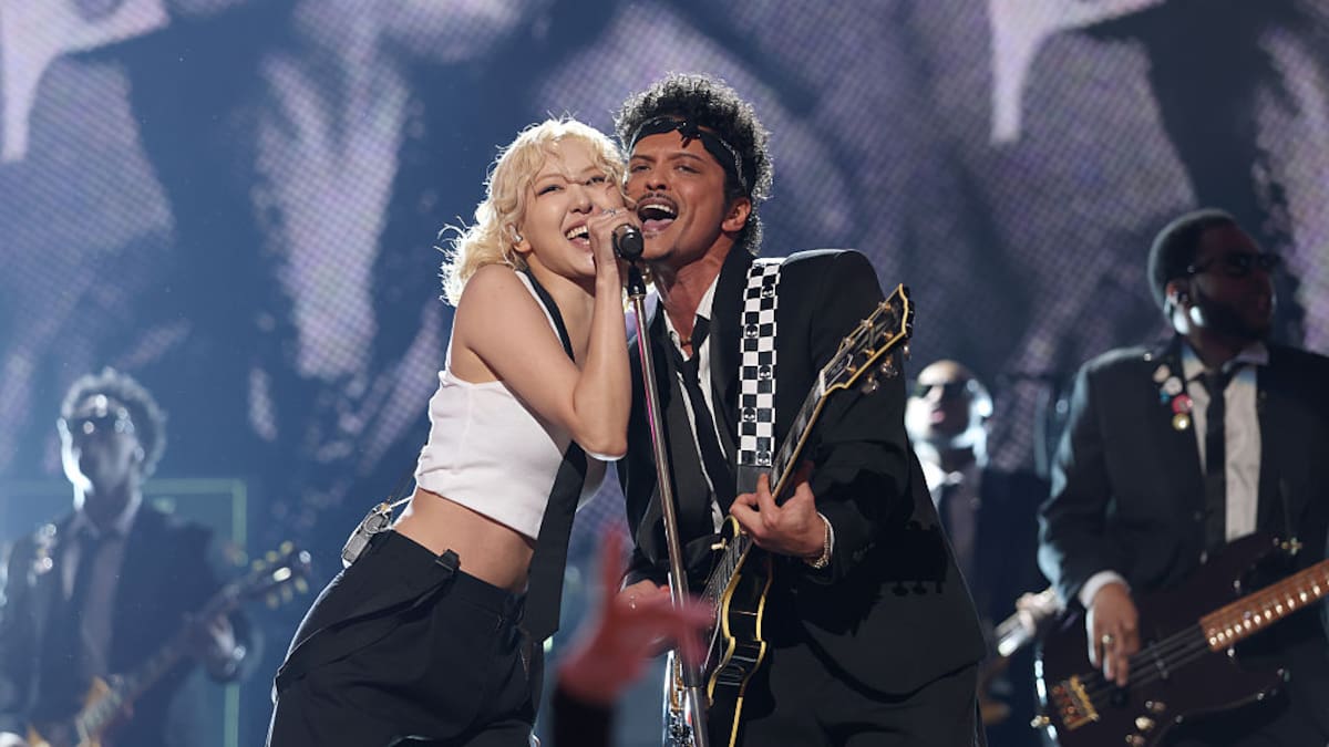 Nuevas canciones que cierran febrero: Bruno Mars, BLACKPINK, J Balvin y más