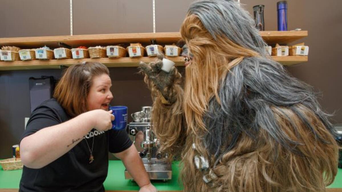 Mamá Chewbacca ya es un muñeco de acción