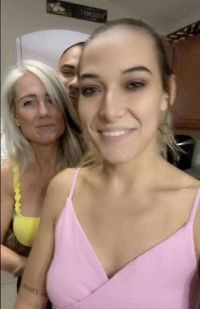 Mujer presume que comparte a su esposo con su mamá y su hermana