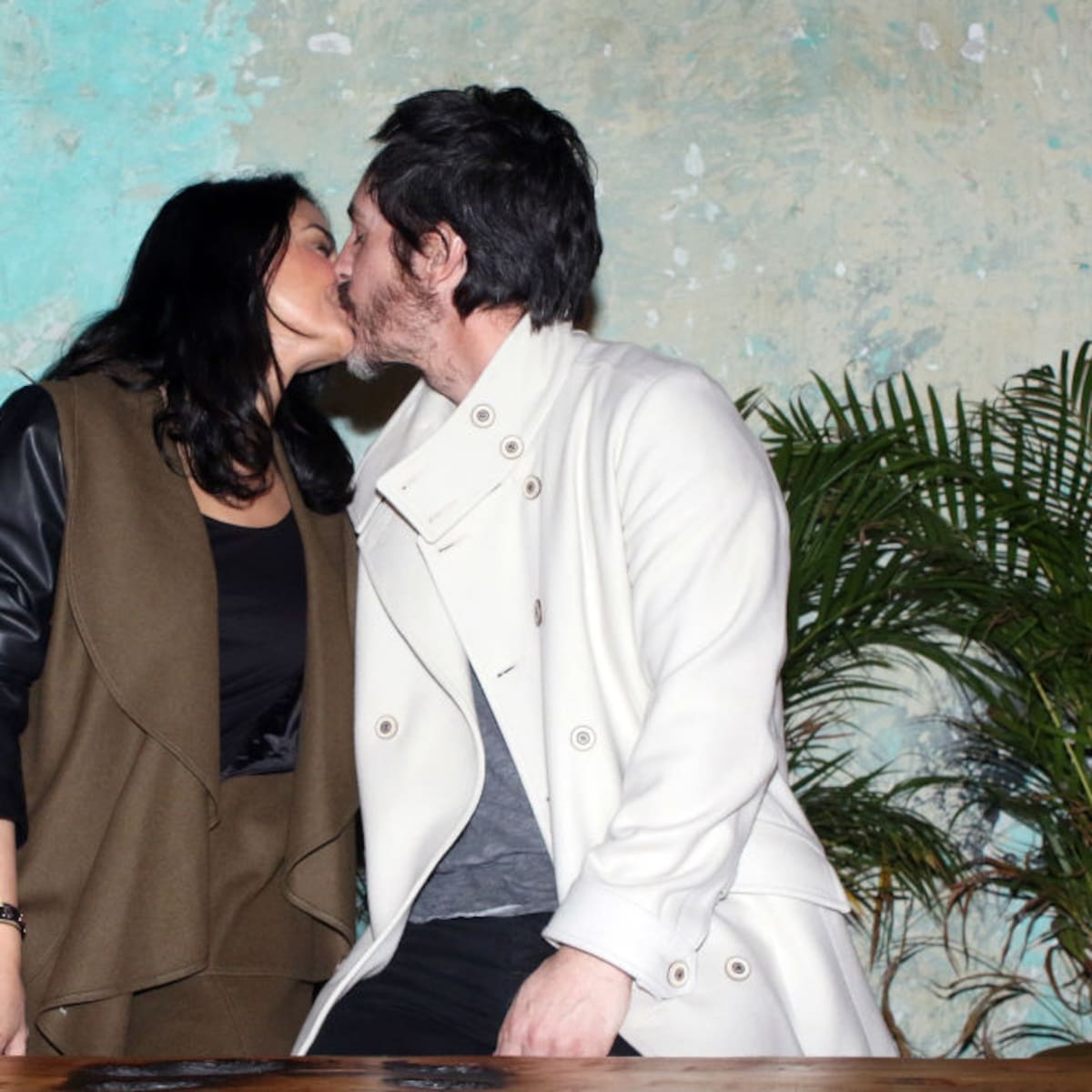 ¿Aislinn Derbez y Mauricio Ochmann de nuevo son pareja tras su divorcio de hace años?
