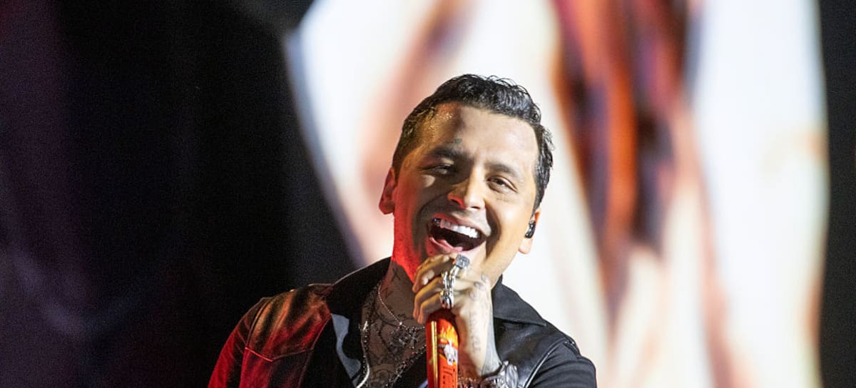 Christian Nodal en la batalla legal por su nombre