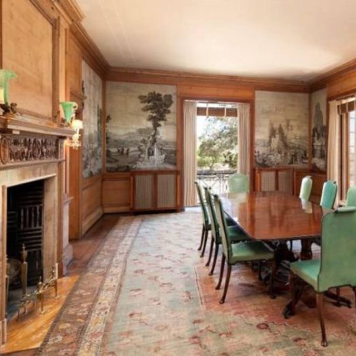 Conozca el interior de una propiedad de 125 millones de dólares