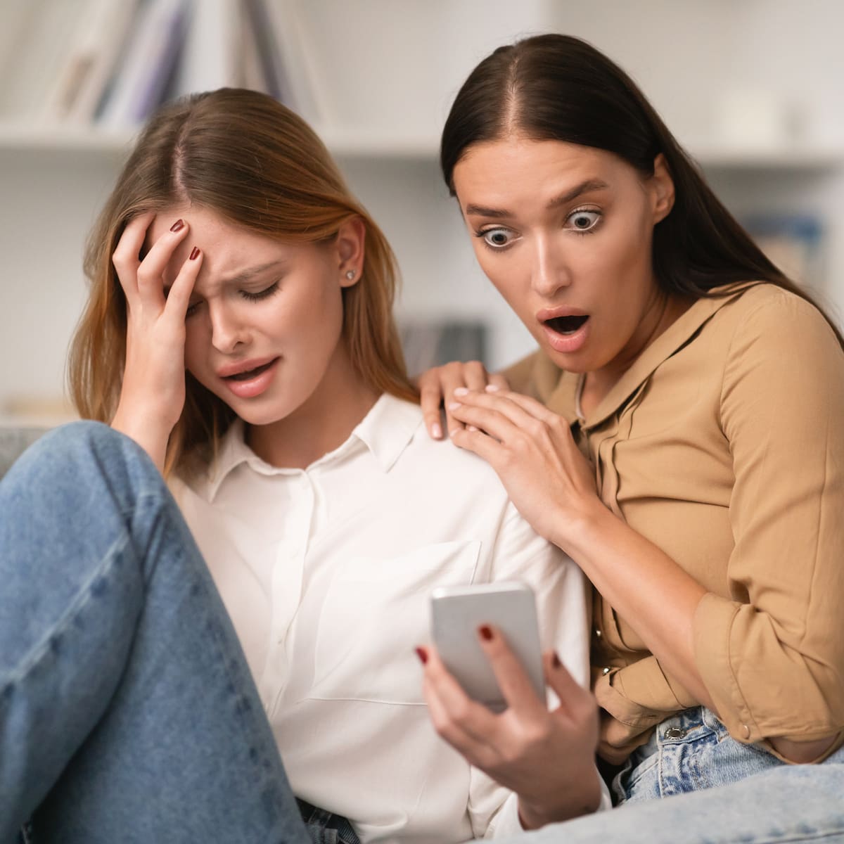 ¿Qué es el oversharing y en qué momento contar demasiado deja de ser honestidad y comienza a jugar en tu contra?