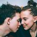Millie Bobby Brown y su novio cantando son lo más tierno del internet