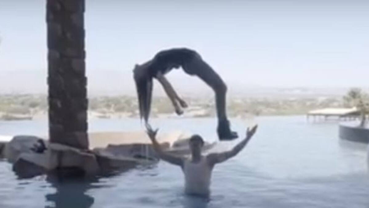 Criss Angel hace levitar a Belinda