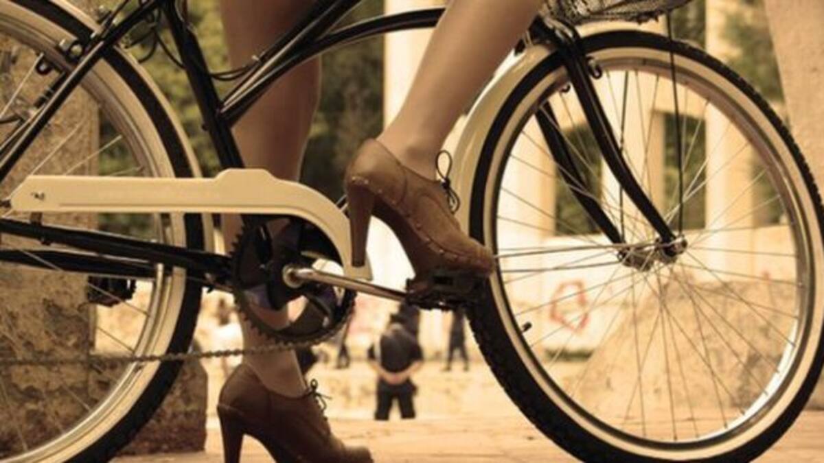 ¡Fetiches con bicicletas!