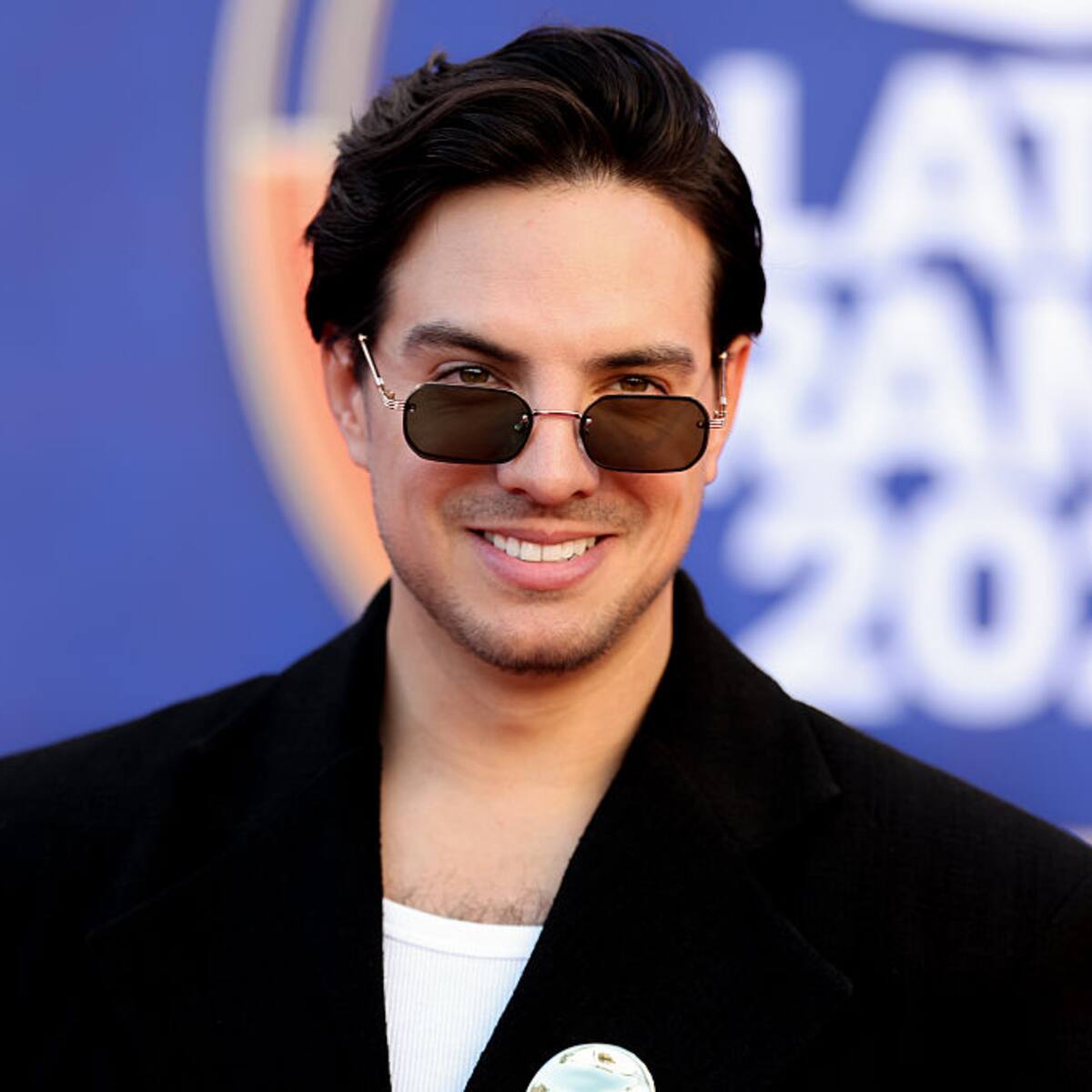 Denuncian a Vadhir Derbez por supuesto abuso a una modelo y él cuenta su versión