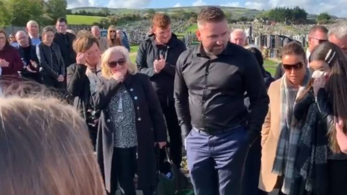 Hombre deja broma para su funeral, les hizo creer que estaba vivo