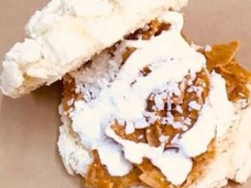 ¡Pan dulce con chilaquiles!