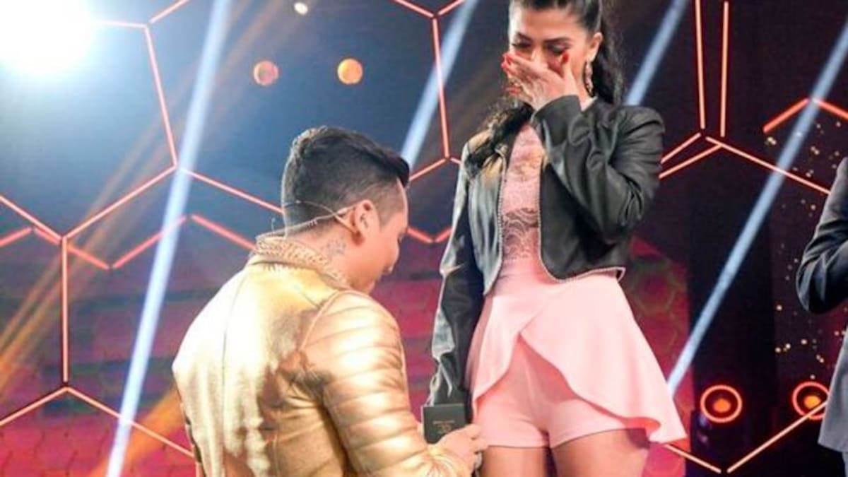 Edwin Luna pide matrimonio a Kimberly, en La Academia